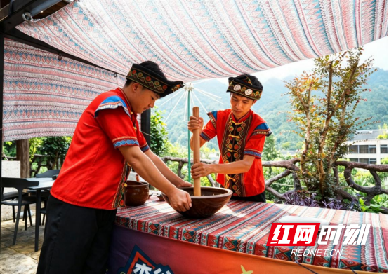 宜章莽山:“森谷避暑季”解锁22℃清凉密码1444.png