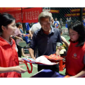 法治日报 | “闯关”学法典 “乡音”讲反诈 湖南大学生把法送到群众心坎上