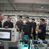 湖南出版中心全力筑牢中小学教材印制交付保障线