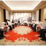 谢卫江会见滴普科技董事长赵杰辉等企业家一行