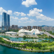 周健主持召开湖南湘江新区党工委会议