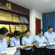 株洲高速:玫瑰书香润初心 三尺岗亭绽芳华