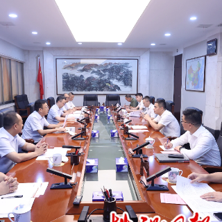 王建球与国家能源集团湖南公司李立峰一行座谈