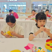 观裕社区:指尖穿引童趣 针线缝制美好