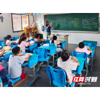 罗汉庄村“共读一本书”系列活动点亮乡村少年暑期时光