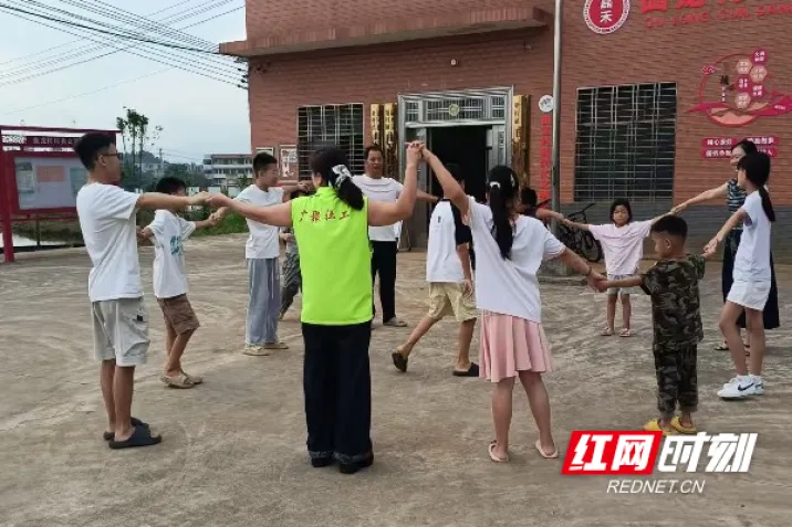 嘉禾县塘村镇：爱心托管 暖心守护孩童多彩暑期