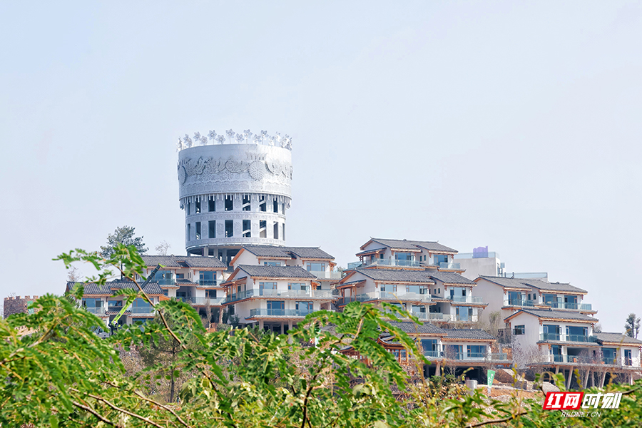 来张家界清凉一夏｜阿巴砦：登山顶石寨，赴一场22℃山野之约