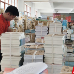 宜章县:200余万册秋季教材加速派送全力保障“课前到书”