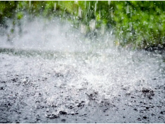 湖南省气象局将气象灾害（暴雨、强对流）四级应急响应提升为三级