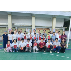 双峰县：红色薪火映乡土 侨爱书香润童心