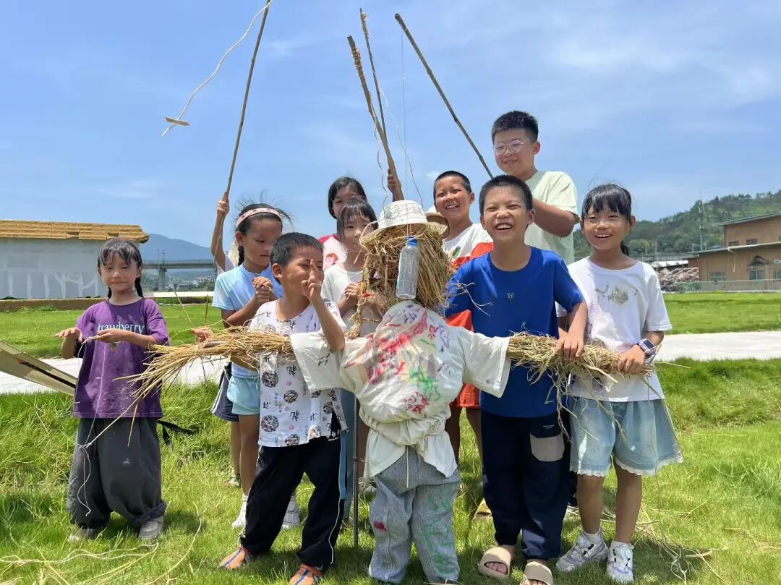 永定区：暑期关工委“带娃”交出暖心答卷