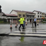 永州公安交警“汛”速出击,全力守护国省道干线畅安!