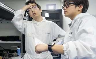 组图丨青春向“微”处，逐光量子科技