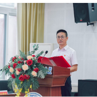 开学第一课｜长郡梅溪湖学校何俊：青春就要“创”