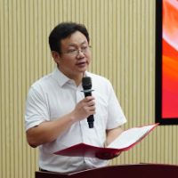 开学第一课丨长雅中学黎云：从一颗花生到星辰大海