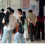 江永县新华书店走进江永一中开展工具书流动服务活动
