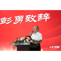 开学第一课丨长郡湘府彭勇：深耕当下，拼搏未来