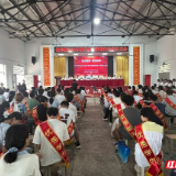 观潮的螃蟹丨如何化解“升学宴”人情负担,湖南乡村兴起集体升学礼