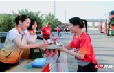 锣鼓铿锵，岳阳高速燃爆湘超“迎宾路”