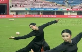 视频丨湘超中场表演不一般 当街舞遇上武术 少年现场国风斗舞炸场湘超