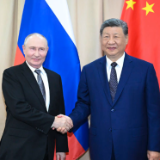 习近平会见俄罗斯总统普京