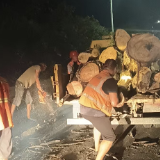 迎战台风“沙德尔”全力保通护平安 安仁县筑牢公路防汛安全防线