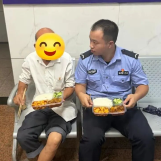 外地老人迷路求助 株洲民警温情护送返乡路
