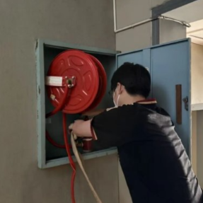 衡阳市中心医院实习生火场救援显担当 社区致信赞义举