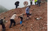 炎陵县下村乡坳头村及时转移地质灾害隐患地区群众
