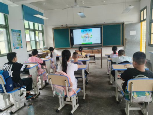 【茅渡乡】法治宣传进校园 护航青春不“毒”行