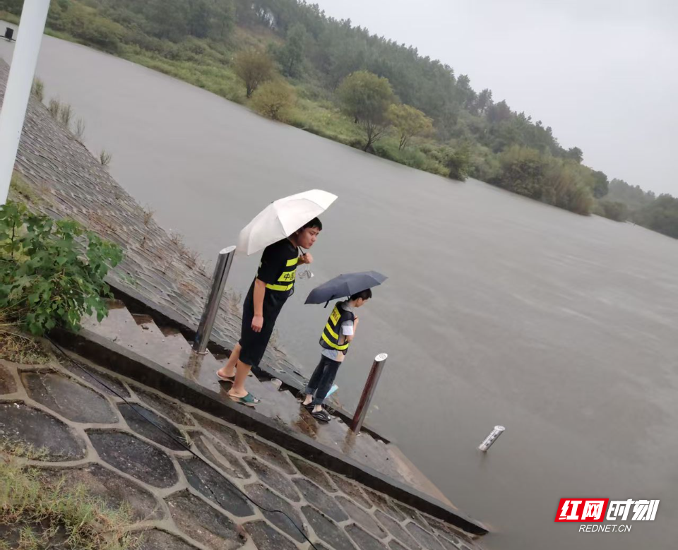 1092588ef1a65df60bae8c13055fa704_副本.jpg
