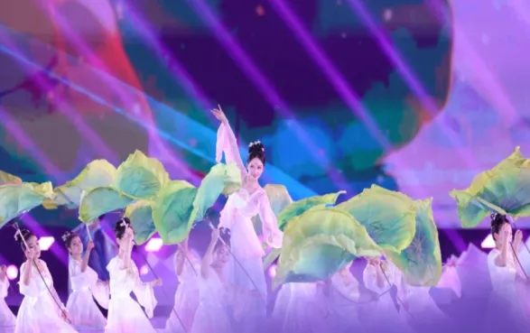 红网出图啦！湖南省第十五届运动会开幕式点亮益阳夜空
