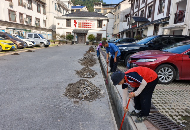 清积水 灭蚊虫 送服务——桑植县沙塔坪乡抓实“两热”防控 守护群众健康