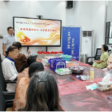 党建共建聚合力 嘉欣社区开展“趣味手工+反诈宣讲”便民活动