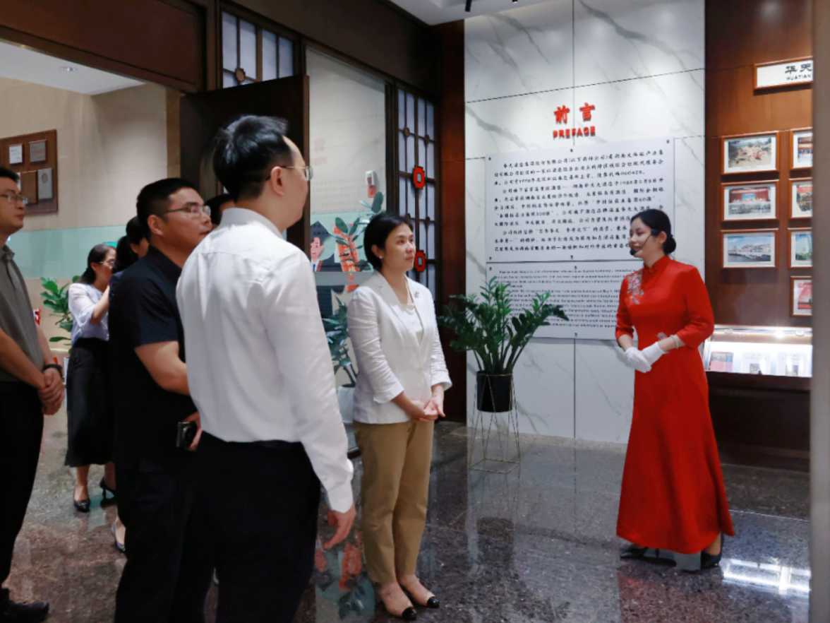 胡珊珊走访重点企业