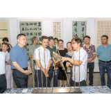 “艺揽竞技·湖湘逐光”主题展亮相益阳清溪村