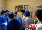 头位+臀位，双胎“一正一反”怎么顺？长沙市妇幼做到了！