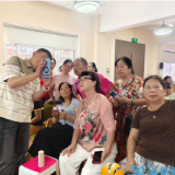 光影捕捉美好 艺润幸福晚年