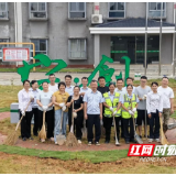 永州高速江永中心收费大站:自己动手美化家园 青春热力擦亮窗口