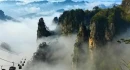 峰林初染 云海翻涌——张家界天子山进入秋日最佳观赏期