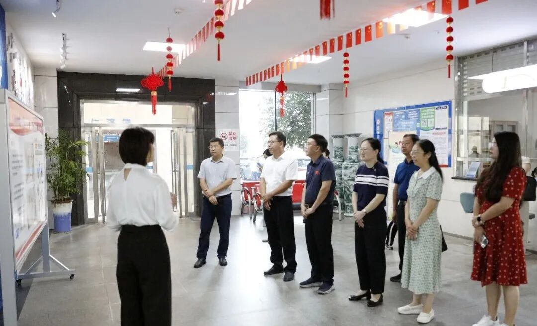 省总工会交叉评估工作组到湘潭市妇幼保健院评估职工子女托育服务点