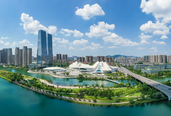 周健主持召开湖南湘江新区党工委会议