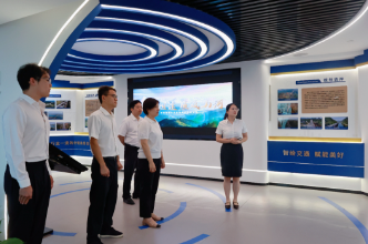 胡珊珊调研荷花园街道、火星街道，走访辖区重点企业并调研闲置地块盘活工作