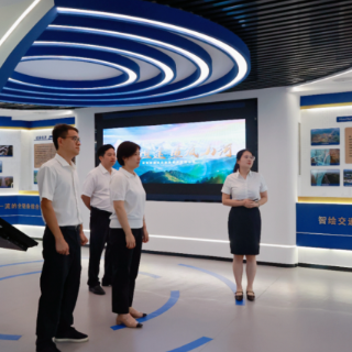 胡珊珊调研荷花园街道、火星街道,走访辖区重点企业并调研闲置地块盘活工作