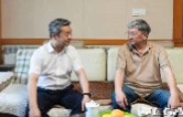 教师节前夕，陈竞走访慰问教师代表