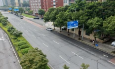 4车道被“挤”成单车道？解决了！