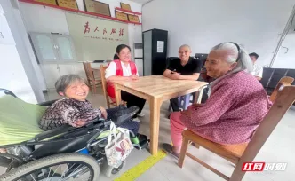 苏仙区卜里坪街道梁家湾社区党群服务中心亲民化改造暖民心