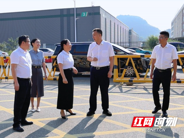 江永：李群辉开展教师节走访慰问活动