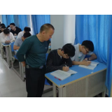 怀院师者④丨袁子清:上好每堂课,带好每个学生,盯紧每道难题