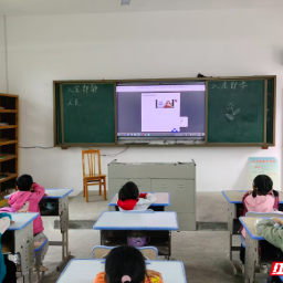 师者如光 | 李湘洋：三张老照片与三十五载坚守